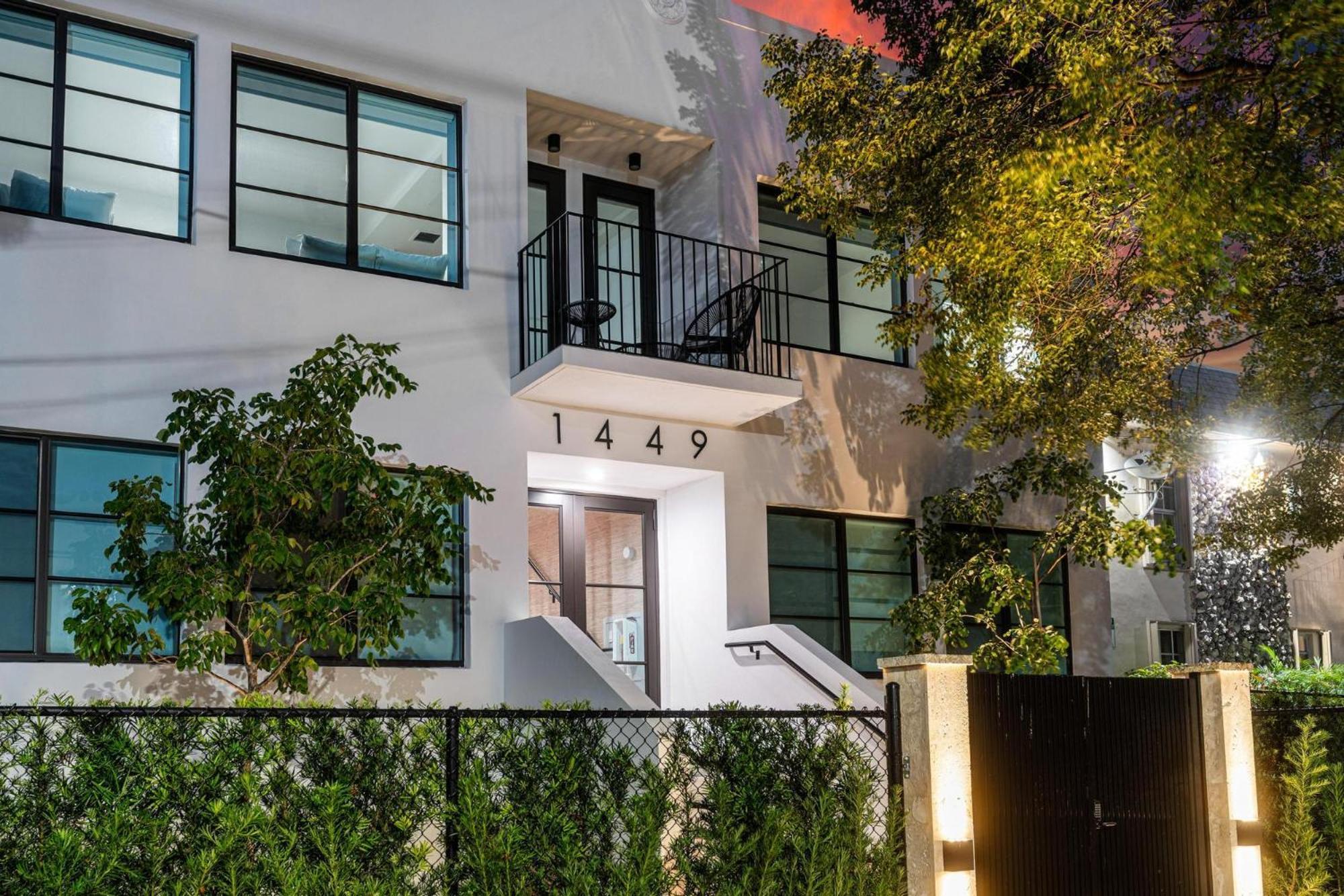 Lux Retreat By Renzzi Apartman Miami Kültér fotó